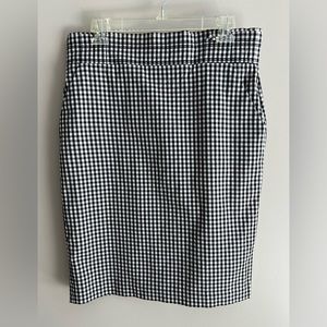 Ann Taylor Black and White Gingham Pencil Skirt Size 10